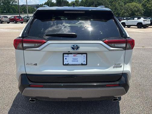 2021 Toyota RAV4 Hybrid XSE