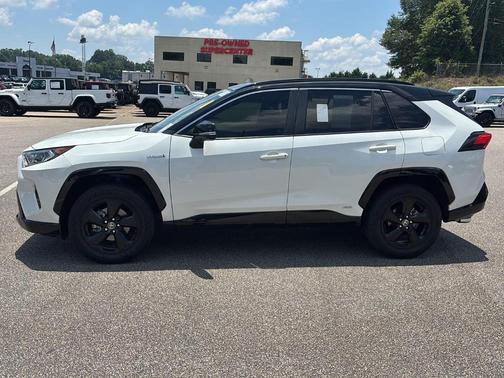 2021 Toyota RAV4 Hybrid XSE