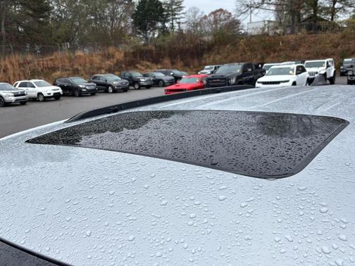 2024 Jeep Grand Cherokee Laredo X