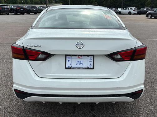 2021 Nissan Altima 2.5 S