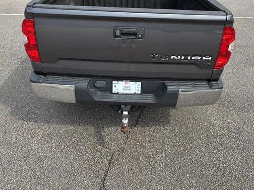 2018 Toyota Tundra SR5