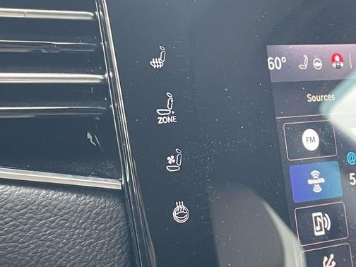 2024 Jeep Wagoneer Base