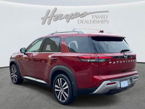 Scarlet Ember 2023 Nissan Pathfinder Platinum
