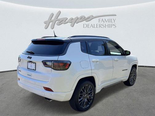 2022 Jeep Compass Altitude