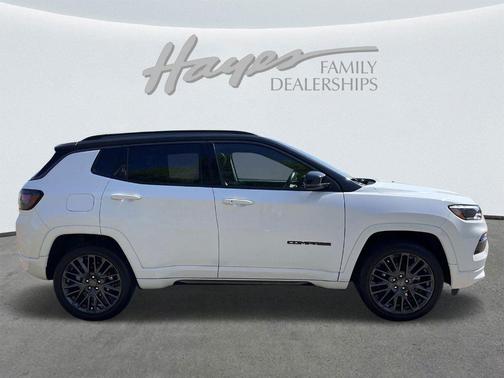 2022 Jeep Compass Altitude