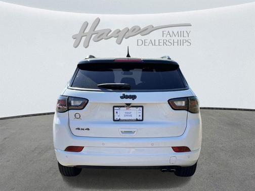 2022 Jeep Compass Altitude