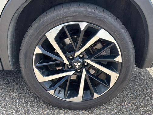 2022 Mitsubishi Outlander ES