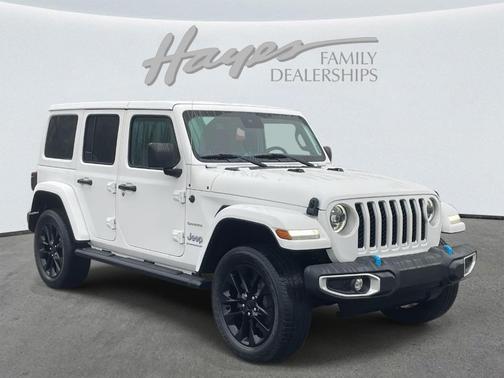 Bright White Clearcoat 2023 Jeep Wrangler 4xe Sahara