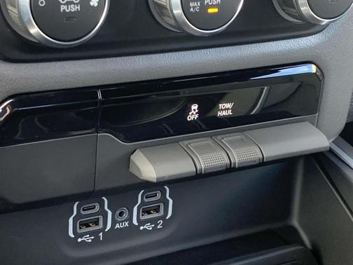 2023 RAM 1500 HFE