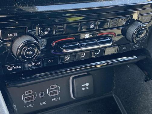 2021 Jeep Grand Cherokee L Laredo