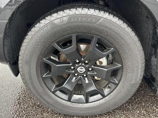 2021 Nissan Frontier SV