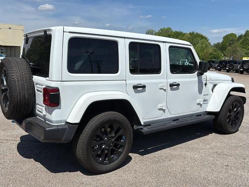 2022 Jeep Wrangler Unlimited 4xe Sahara