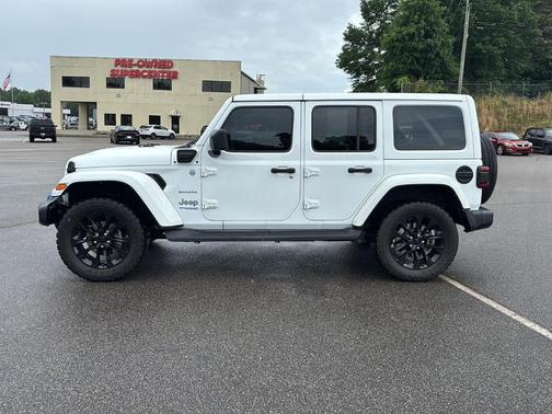 Bright White Clearcoat 2022 Jeep Wrangler Unlimited 4xe Sahara