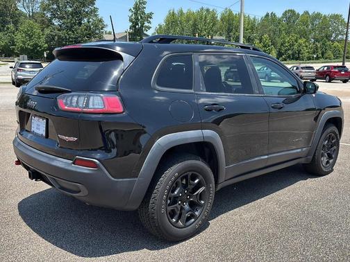 2022 Jeep Cherokee Trailhawk