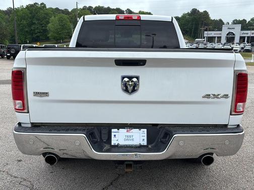 2017 RAM 1500 Laramie