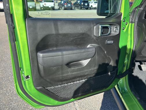 2025 Jeep Wrangler 4xe Sport