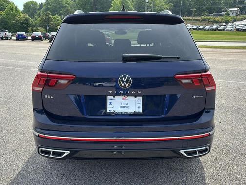 2022 Volkswagen Tiguan 2.0T SEL R-Line