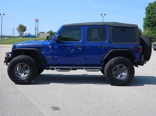 Photo 2 of 35 of 2018 Jeep Wrangler Unlimited Rubicon