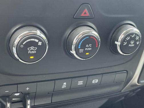 2017 RAM 2500 SLT