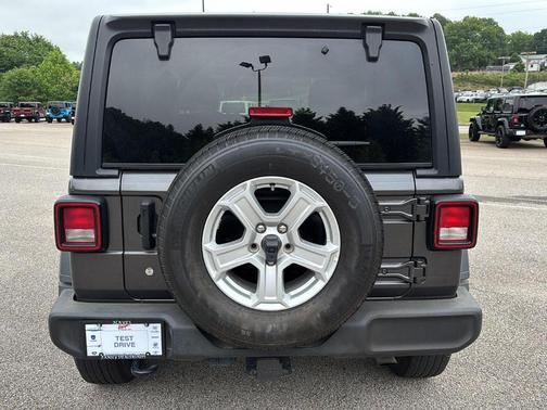 2019 Jeep Wrangler Sport