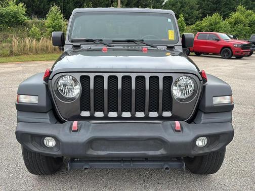2019 Jeep Wrangler Sport