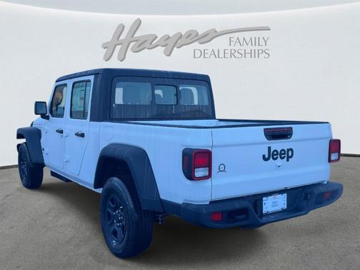 2026 Jeep Gladiator Sport