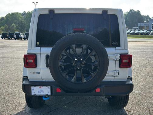 2022 Jeep Wrangler Unlimited 4xe Sahara