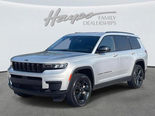 2022 Jeep Grand Cherokee L Laredo