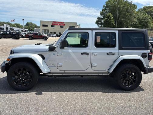 2023 Jeep Wrangler 4xe Sahara