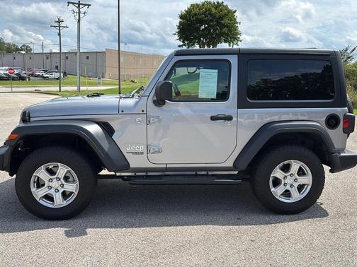 2020 Jeep Wrangler Sport
