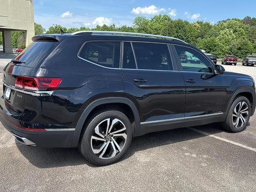 2022 Volkswagen Atlas 2.0T SEL
