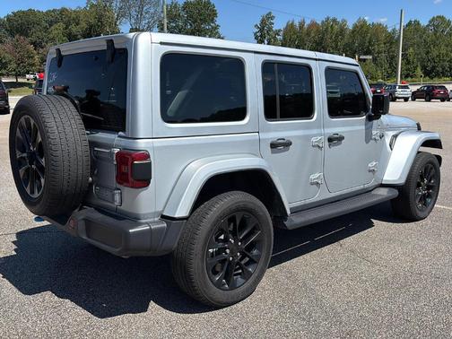 2022 Jeep Wrangler Unlimited 4xe Sahara