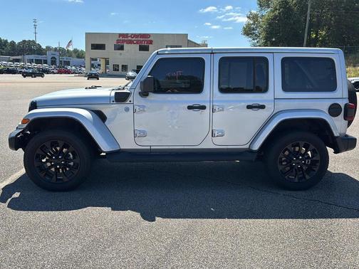 2022 Jeep Wrangler Unlimited 4xe Sahara