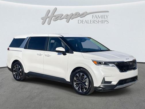 2024 Kia Carnival EX