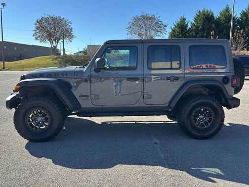 2022 Jeep Wrangler Unlimited Sport