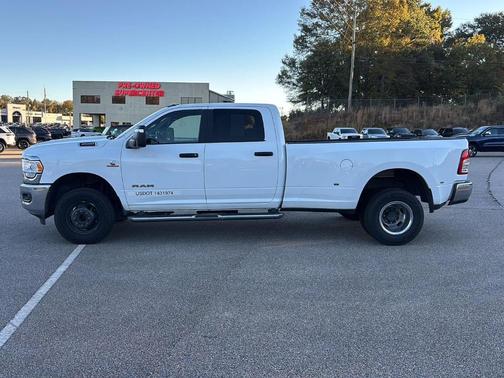 2024 RAM 3500 Big Horn