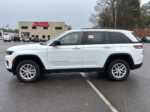 2024 Jeep Grand Cherokee Laredo X
