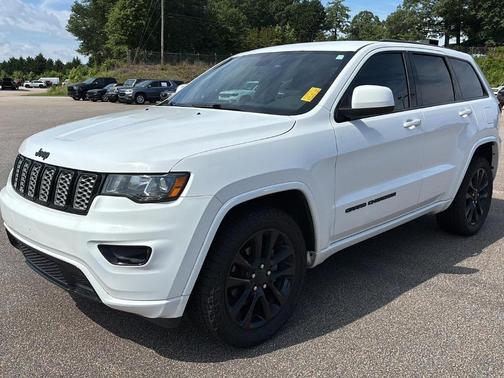 2018 Jeep Grand Cherokee Altitude