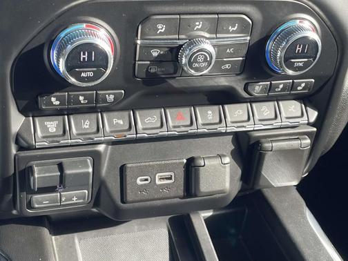 2023 GMC Sierra 2500 AT4