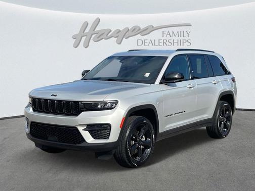 2024 Jeep Grand Cherokee Laredo