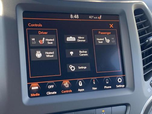 2023 Jeep Cherokee Altitude Lux