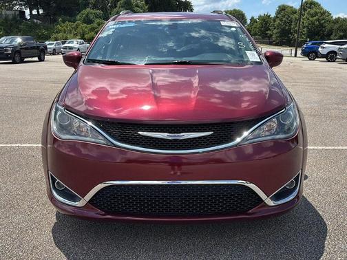 2018 Chrysler Pacifica Touring-L Plus