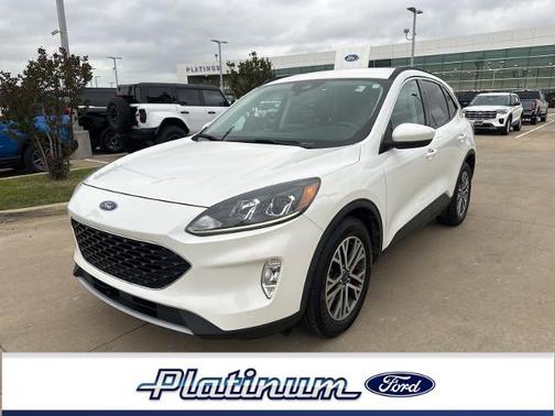 STAR WHITE METALLIC TRI-COA 2021 Ford Escape SEL