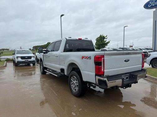 AVALANCHE 2025 Ford F-250 LARIAT