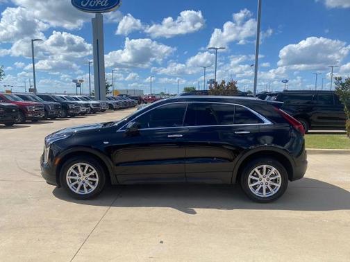 Stellar Black Metallic 2023 Cadillac XT4 LUXURY