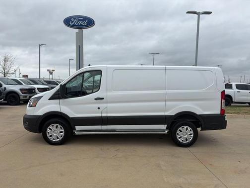 2024 Ford Transit-250 BASE