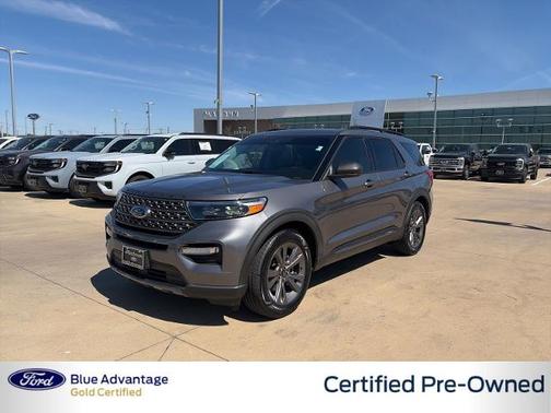 CARBONIZED GRAY METALLIC 2021 Ford Explorer XLT
