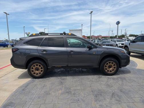 Magnetite Gray Metallic 2024 Subaru Outback WILDERNESS