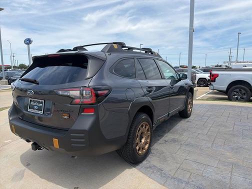 Magnetite Gray Metallic 2024 Subaru Outback WILDERNESS