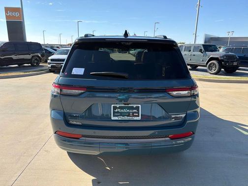 Steel Blue 2027 Jeep Grand Cherokee Summit